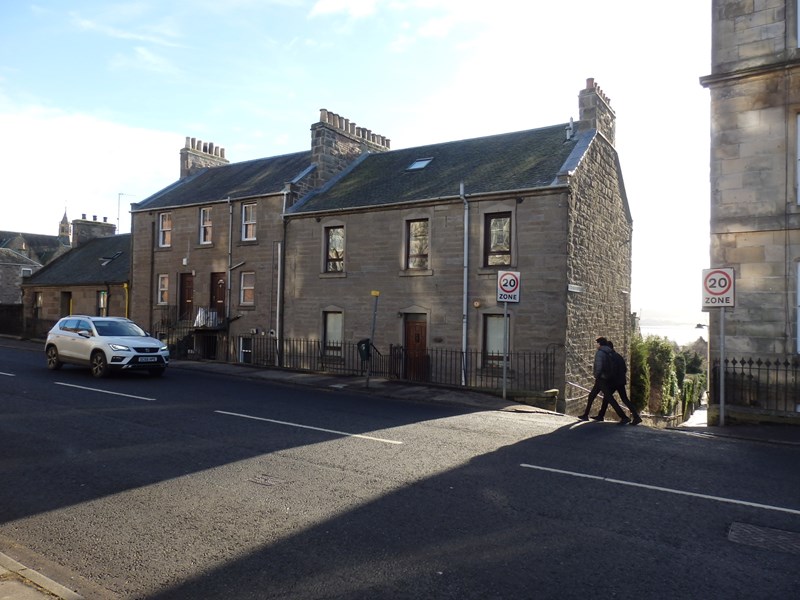 2D Strawberrybank, Dundee, DD2 1BJ